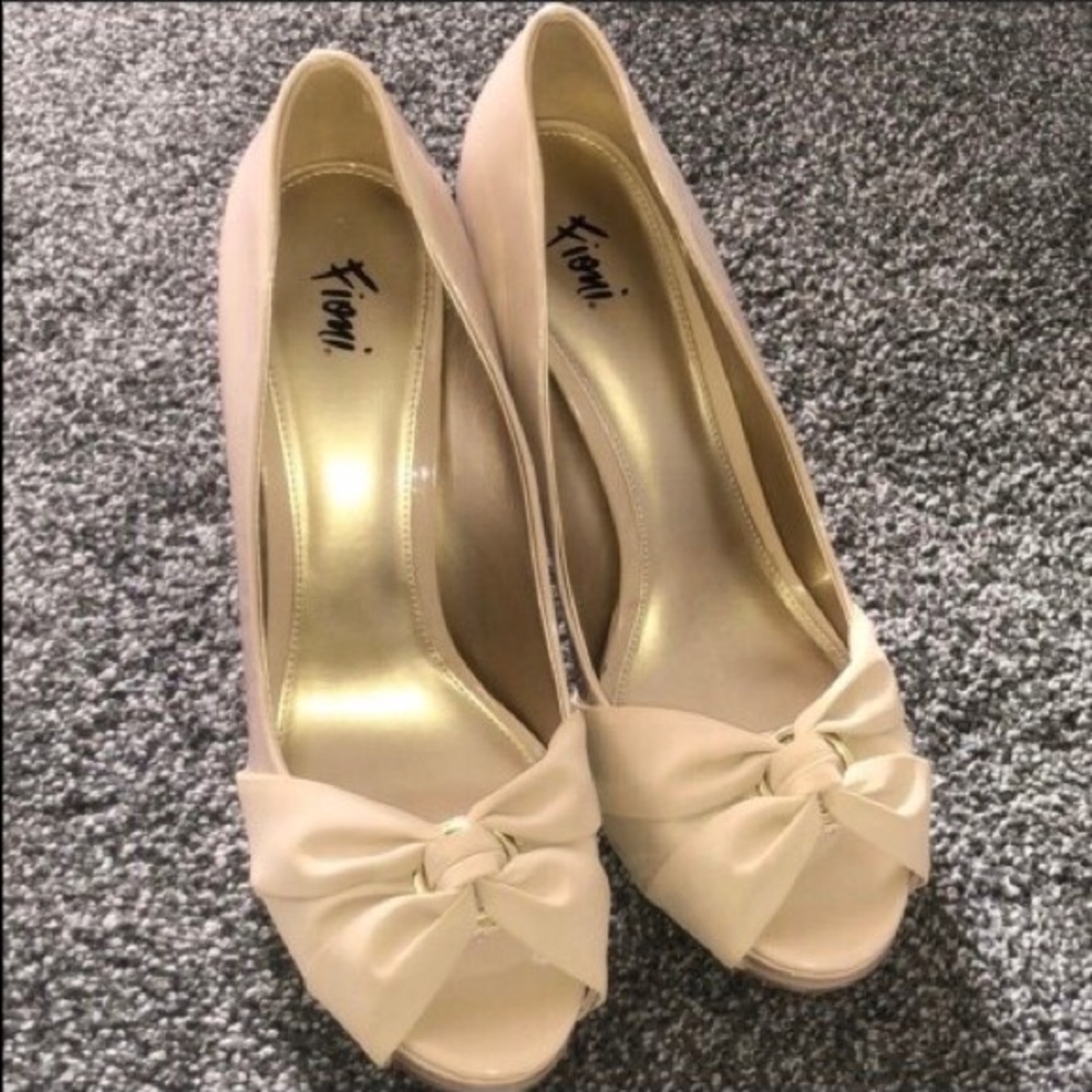 Heels (3 inches)